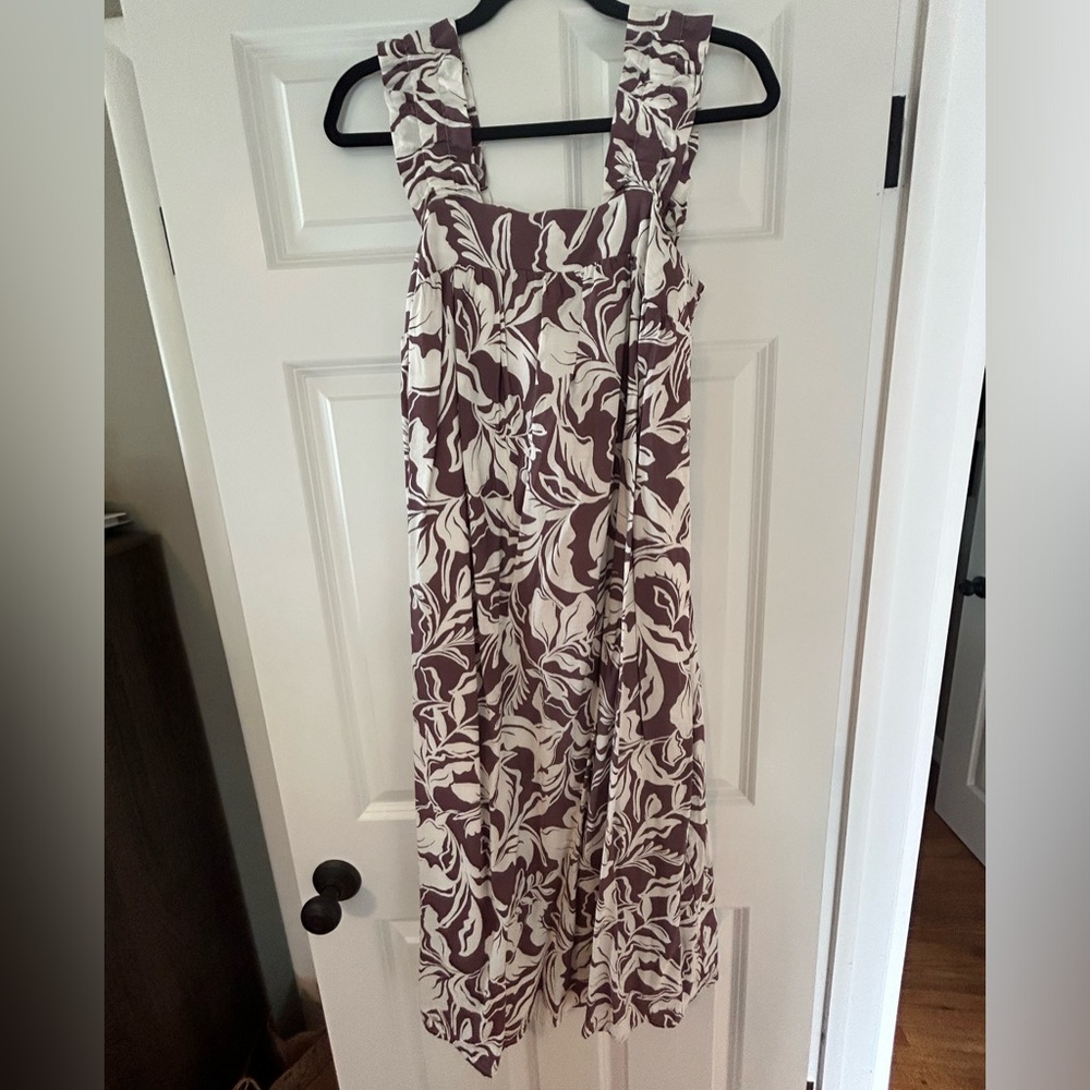 Patterned Floral Midi Dress with Pockets